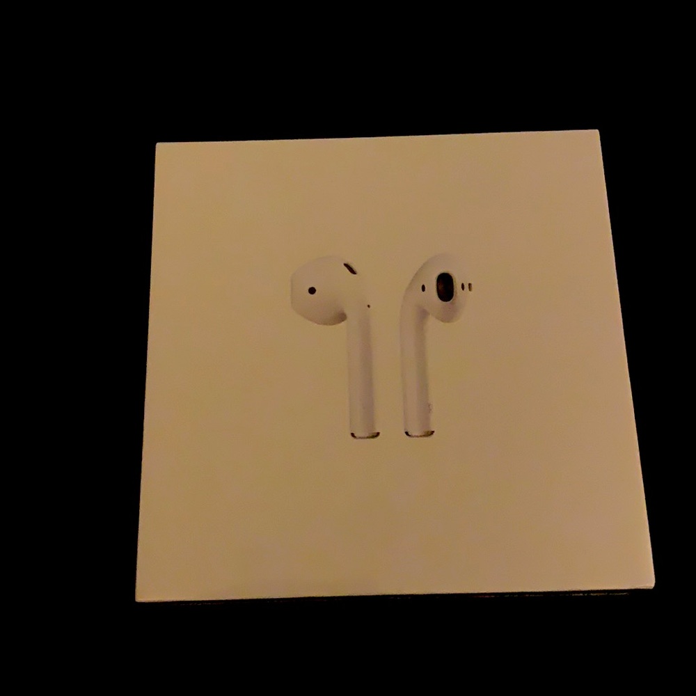 Apple AirPods